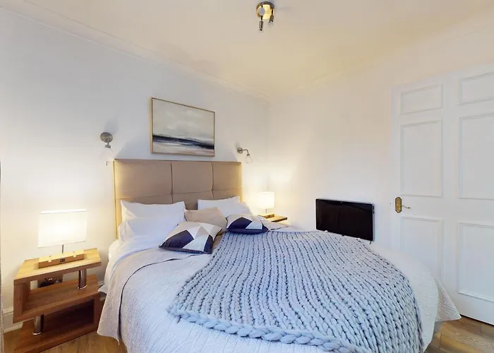 Park Lane Apartments - Clarges Street